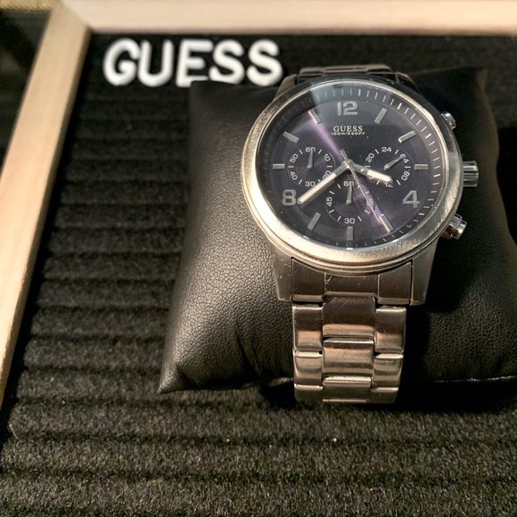 Guess Mens Watch - Picture 1 of 3